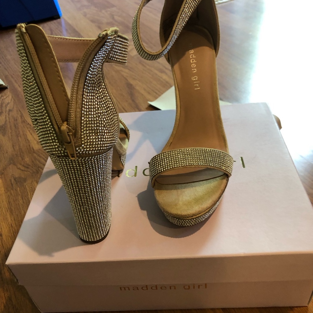 Madden Girl Gold Textured Heels